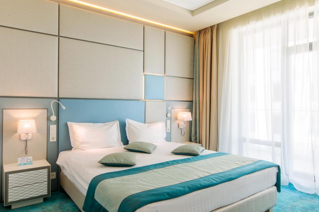 Opera Hotel 4*